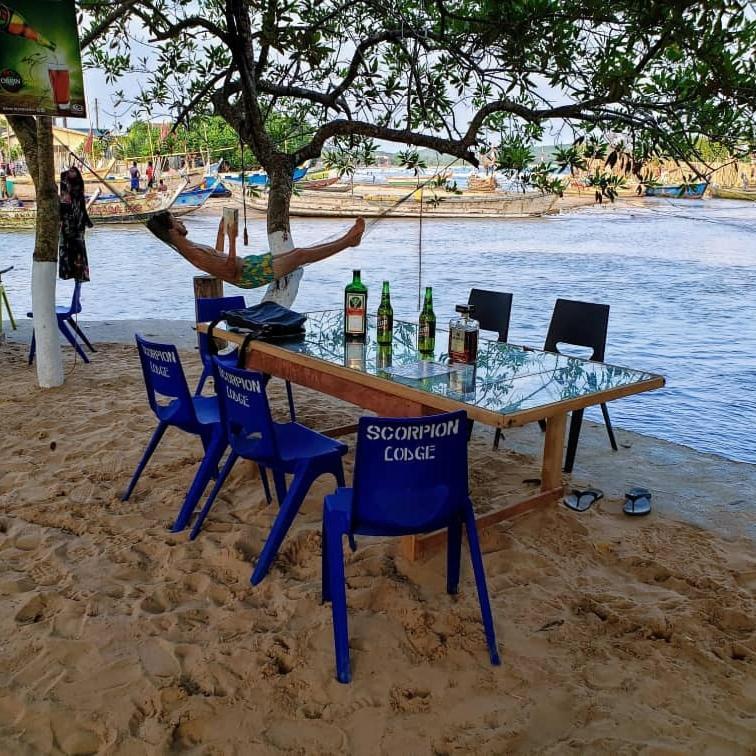 Scorpion Hill Lodge Busua Bagian luar foto