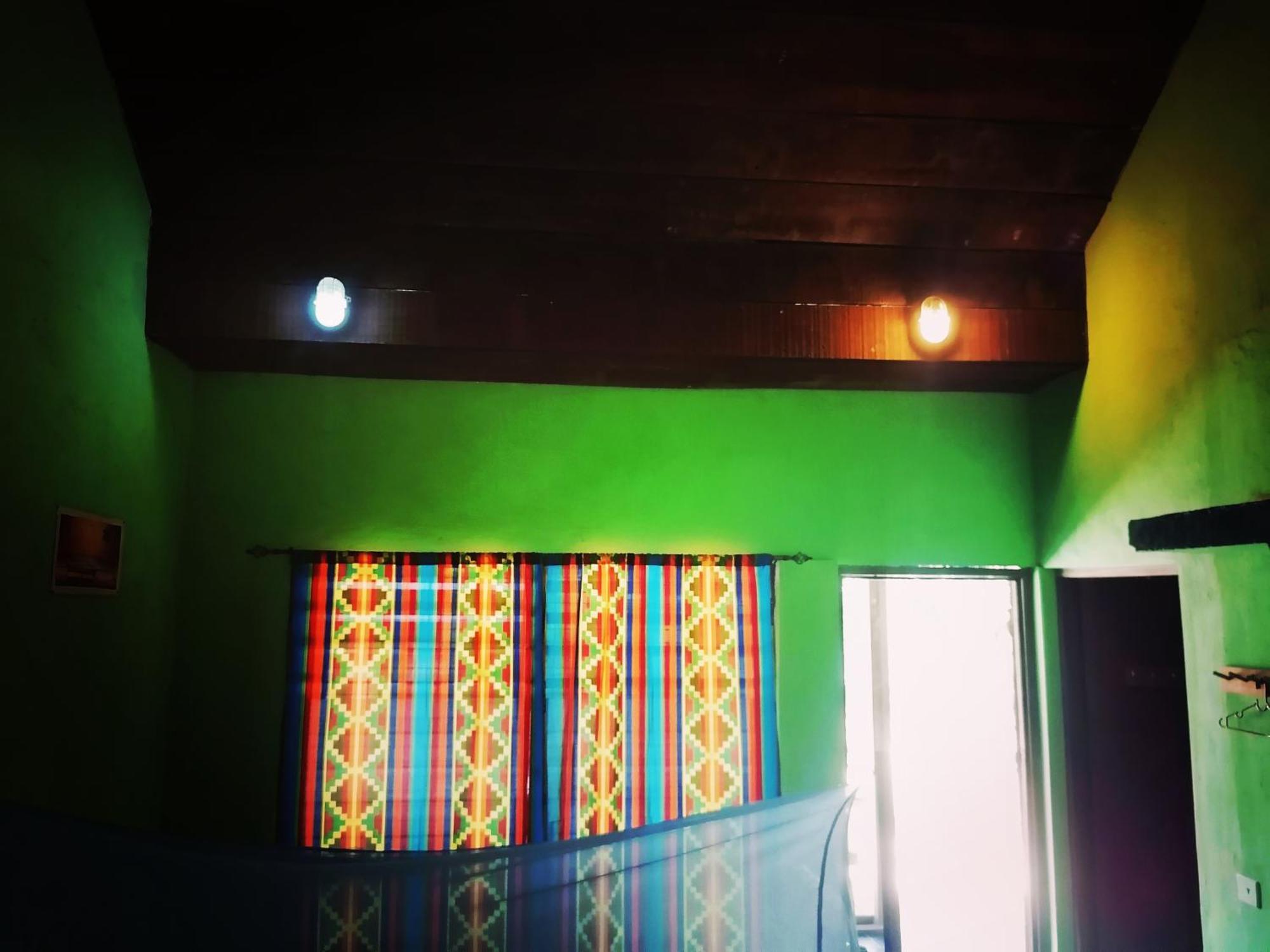 Scorpion Hill Lodge Busua Ruang foto