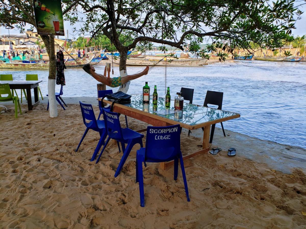 Scorpion Hill Lodge Busua Bagian luar foto
