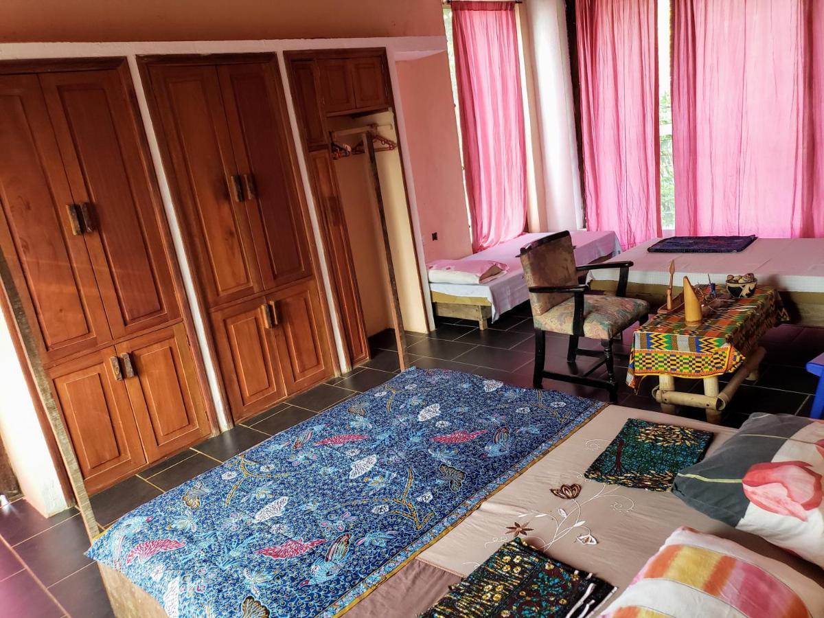 Scorpion Hill Lodge Busua Bagian luar foto